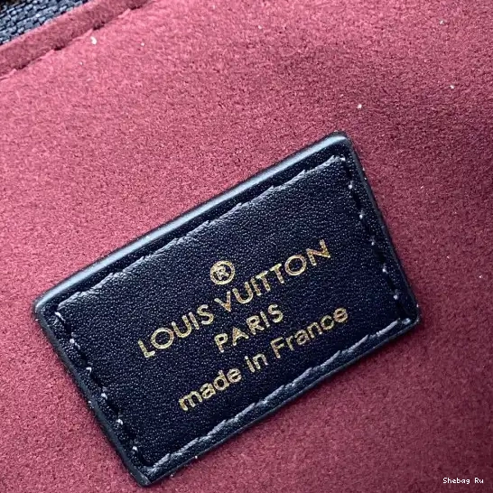 NÉONOÉ VUITTON LOUIS 0626